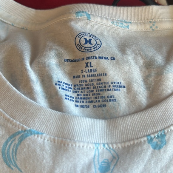Hurley Men’s T-shirt - Picture 5 of 5